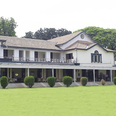 Hotel Turf Club House Pune Exterior foto
